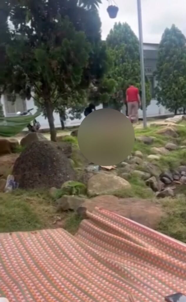 CK b\/ắt tại tr/\ận VK đang h/\ú h/\í với người khác CK l/\ôi ra ngoài l*t đ..ồ đ.*nh daman tr../\ần như nh/\…ộng