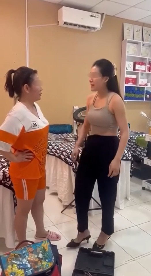 Video người yêu mới đến tận nhà người yêu cũ đòi lại điện thoại mà b;ồ đã tặng rồi …. như phjm