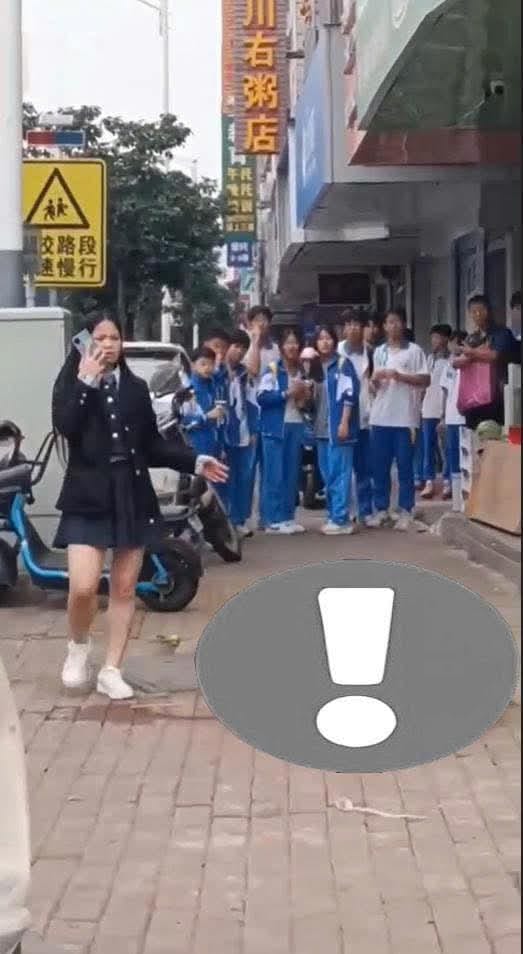 B/iến c/ăng tận bên nước bạn