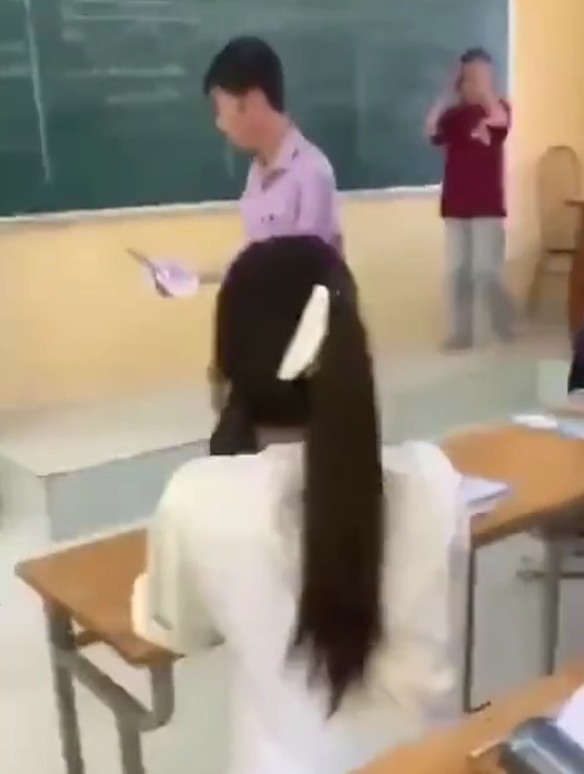 lớp học buồn nhất lúc này