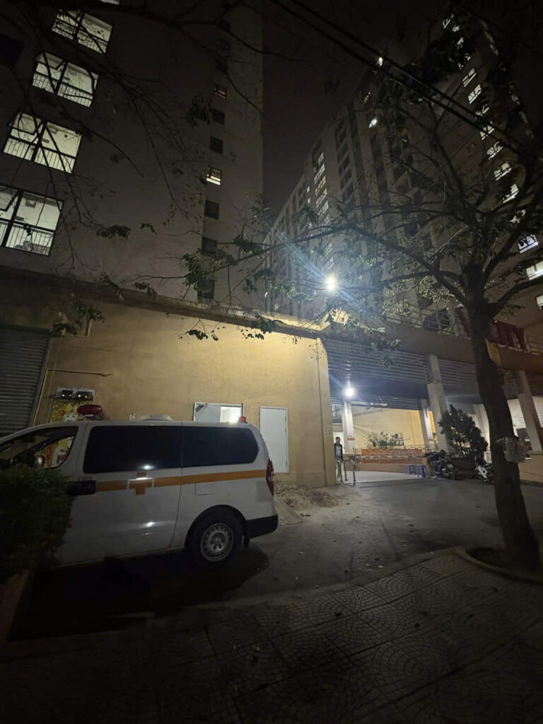 Chung cư lạnh nhất lúc này, Bạn nư~ 2k2…Video cô gái 2k2 …. chung cư 4.4