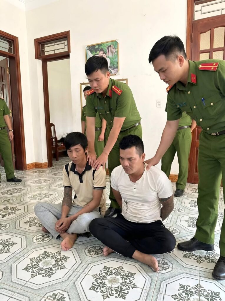 Chân dung 2 nghi phạm vụ c.ư.ớ.p ngân hàng Vietcombank