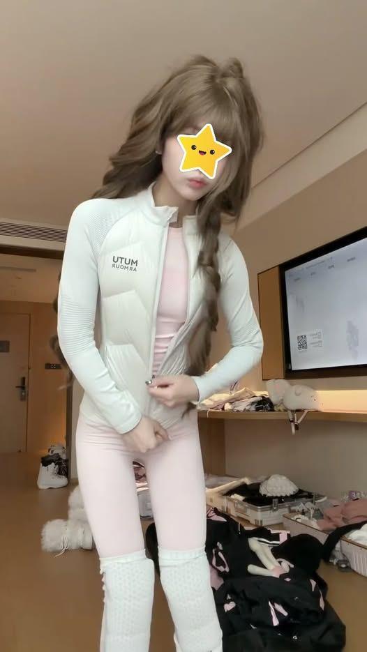 Video đơn giản của hot girl này lại viral đến không tưởng.