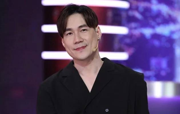 Chính thức tạm biệt ca sĩ Khánh Phương – bài học sâu sắc cho người nổi tiếng