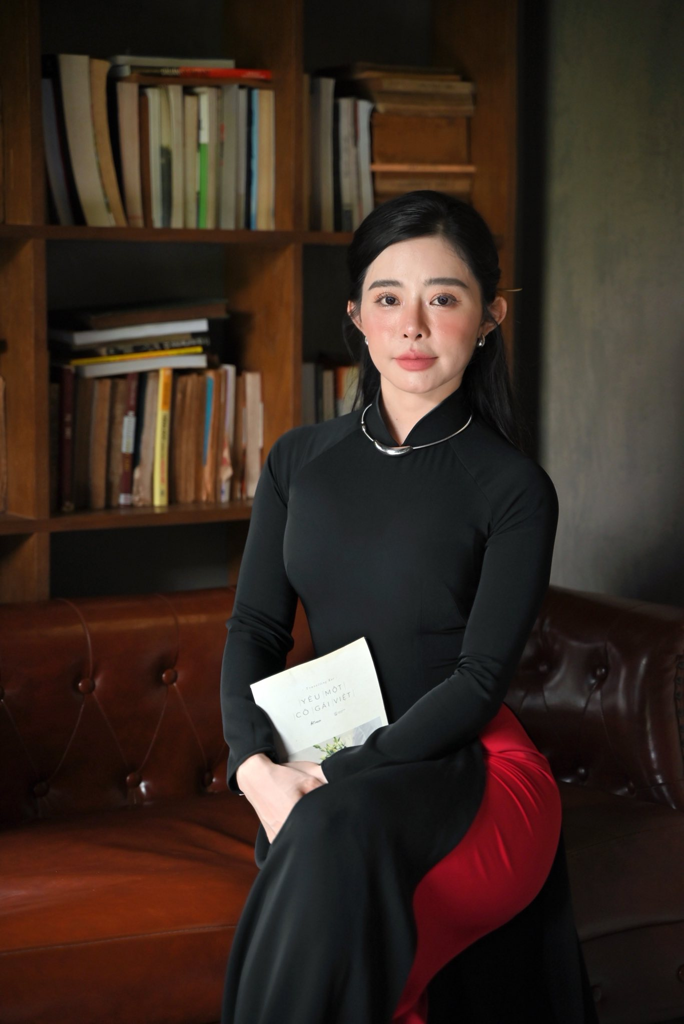 cô giáo xinh đẹp khiến người xem h:ết h:ồn vì “giấu nghề”