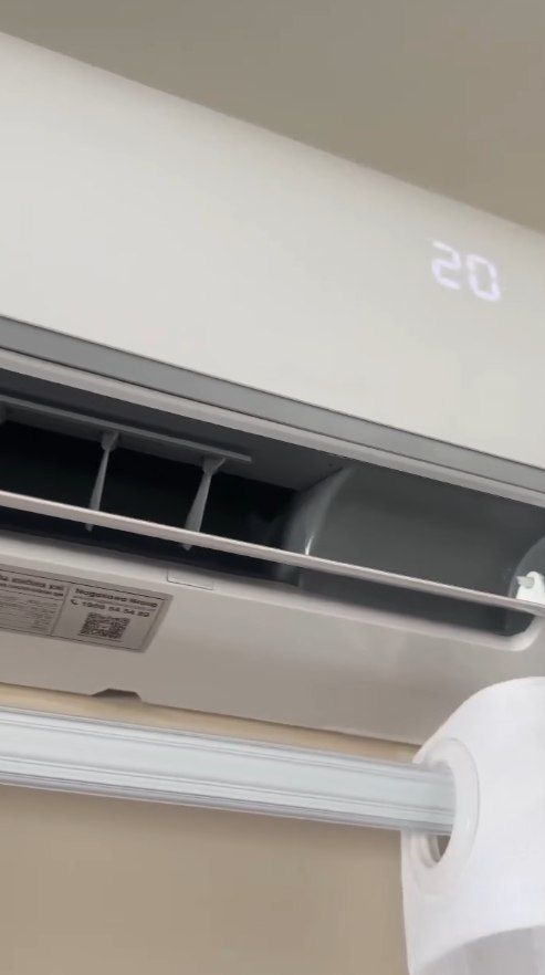 Cảnh tượng không thốt nên lời của thợ Sửa chữa điều hoà