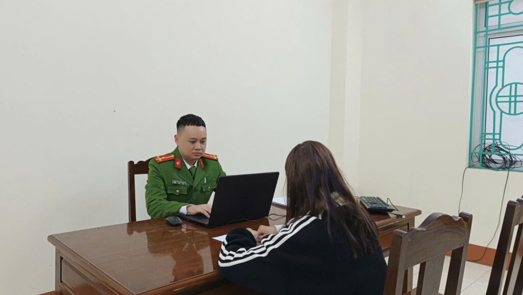 Khởi tố bị can tham gia đ’bạc trực tuyến trên mạng