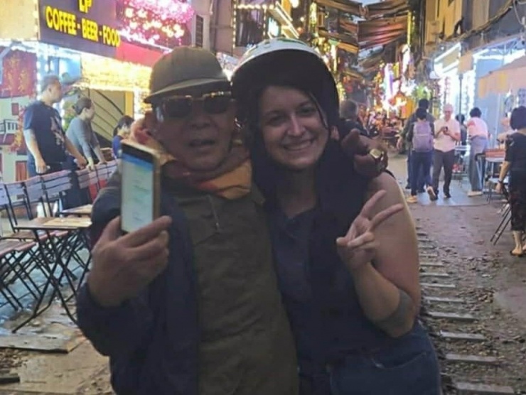 Xác minh vụ nữ du khách Mỹ tố b! “thu” 1 triệu đồng cho 7km