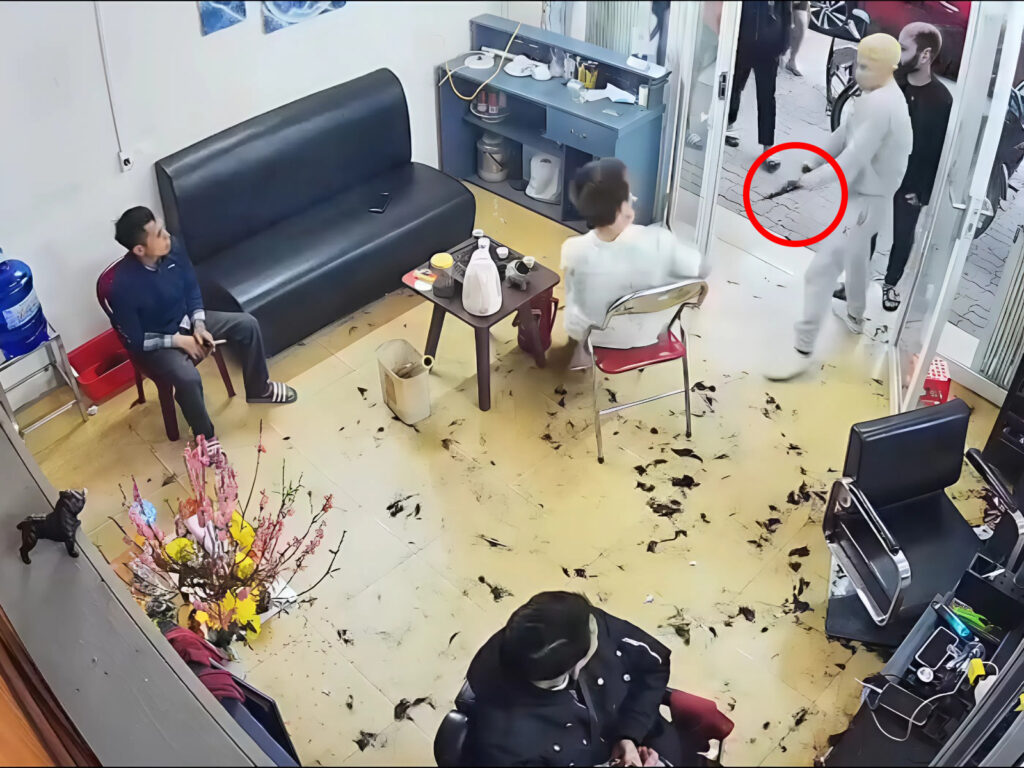 Cuối năm đi thu nợ kiểu này là mất Tết!