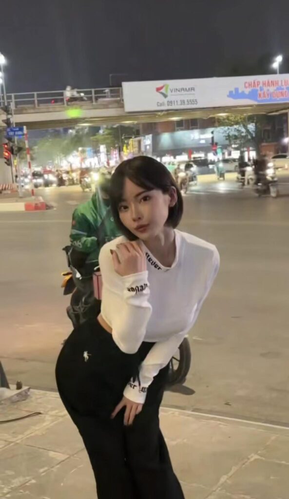 Idol nào trông quen thế??