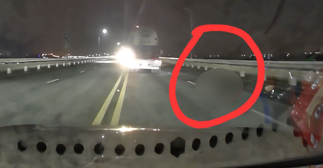 Vụ việc TNGT trên cầu Thăng Long