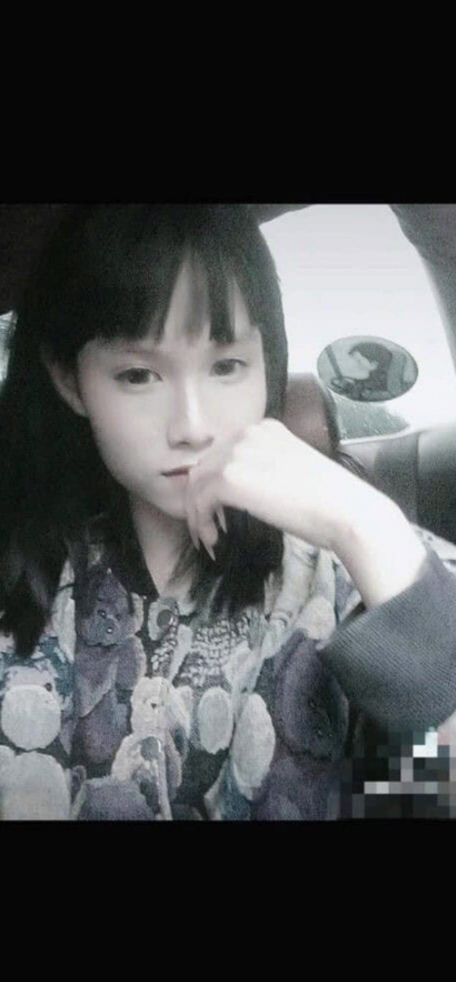 Cứ tưởng là hoa nào ngờ ko thấy nhuỵ