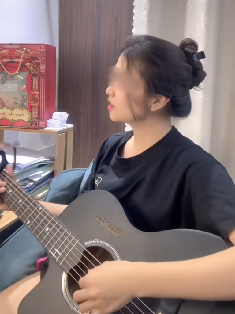 Vid – Vụ việc ca sĩ – Bầu show