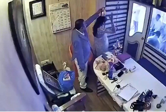 Thầy bói Ấn Độ