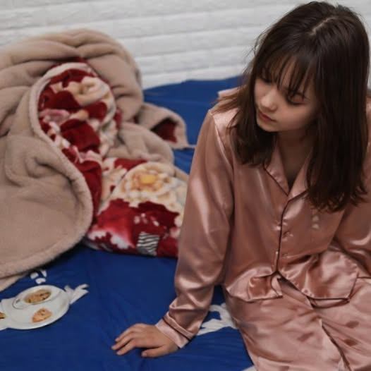 Đang đii học thêm kiến thức bảng chữ cái thì vk ghé qwua