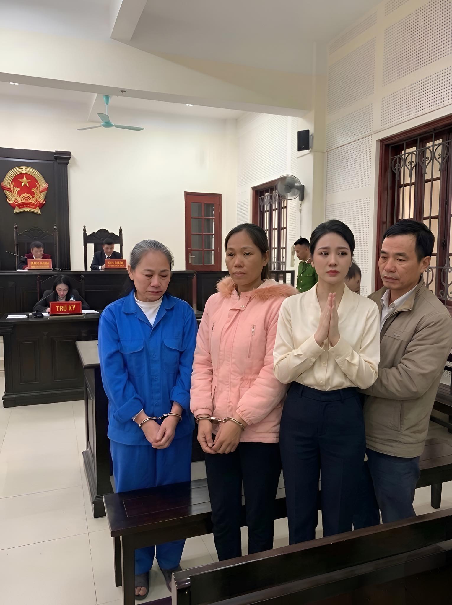 Mẹ tiết lộ lý do gả bán con gái chưa đầy 15 tuổi sang Trung Quốc