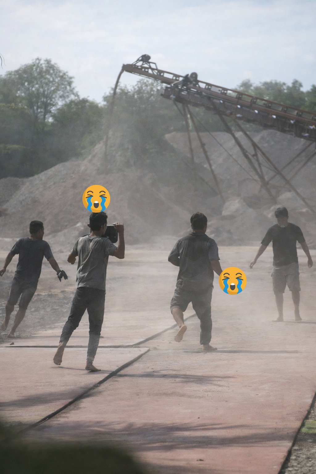 vjde0 ghi lại sự việc tại mỏ đá thanh hoá ngay lúc này