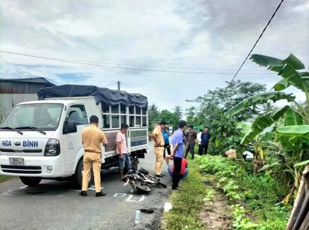 Vụ nữ sinh tử vong ở Vĩnh Long: Khởi tố 2 cựu cán bộ công an