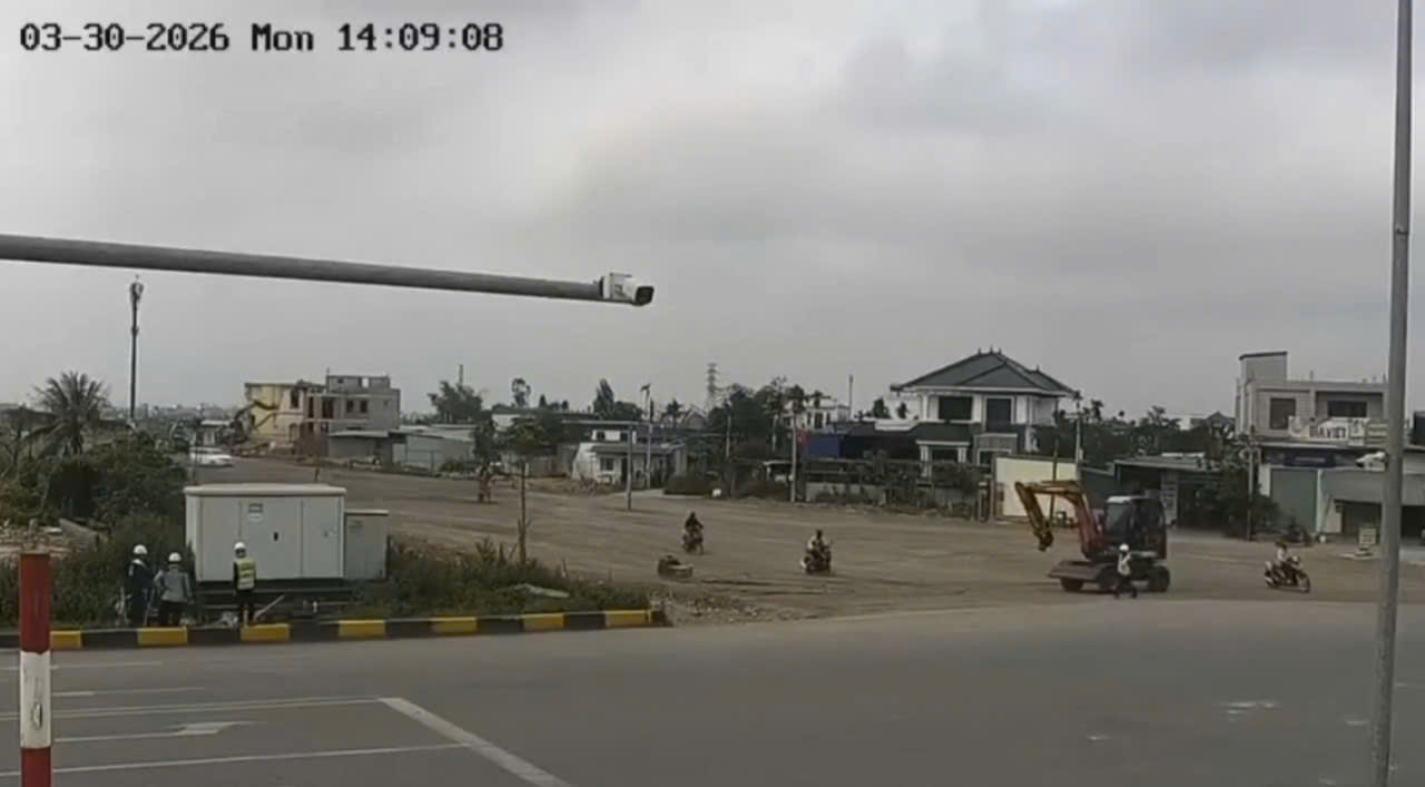 [VIDEO] Cam vụ TN khi kéo dây cáp khiến 1 thanh niên đi xe máy gặp nạn khi đang treowr về phòng trọ