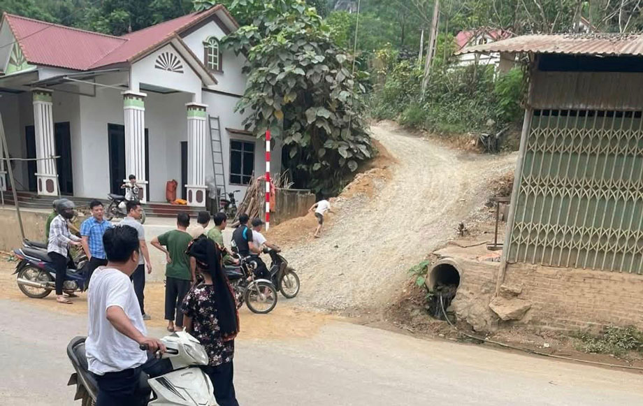 Phát hiện thê thỉ trong ngôi mộ đắp vội ở Lào Cai