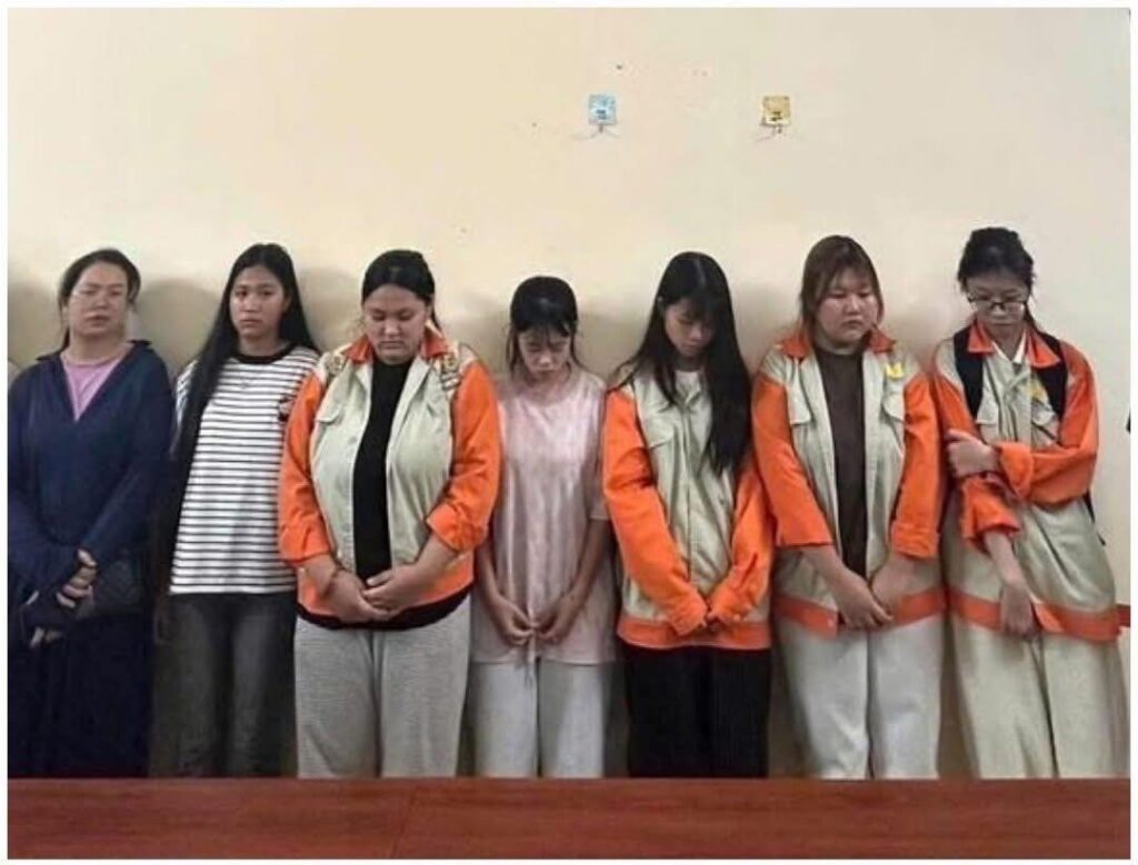 Công an phường Xuân Hoà (Phú Thọ) đã triệu tập nhóm nữ sinh lớp 10 liên quan vụ việc xảy ra tại trường Cao đẳng nghề Việt Xô